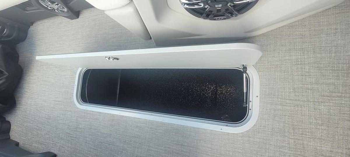 2025 Avalon CATALINA - 25 FUNSHIP CRUISE