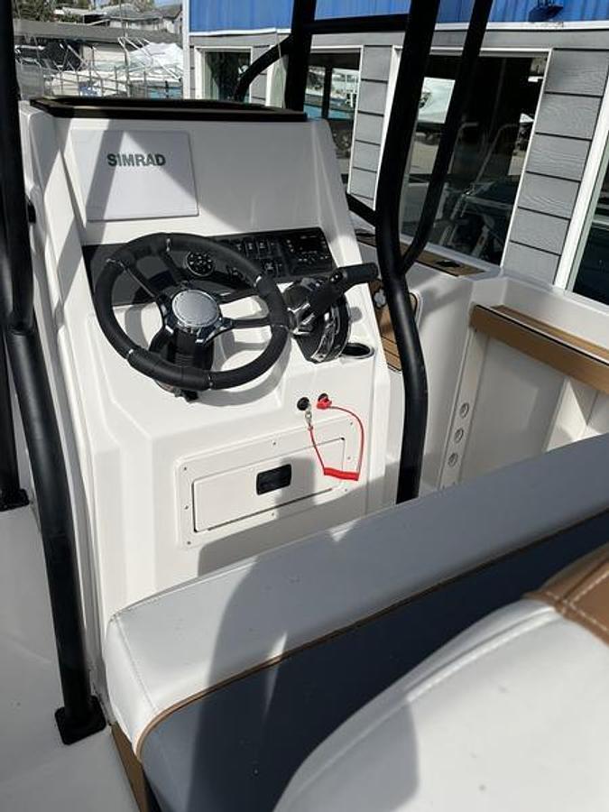 2026 Starcraft Marine SVX OB 211 CC