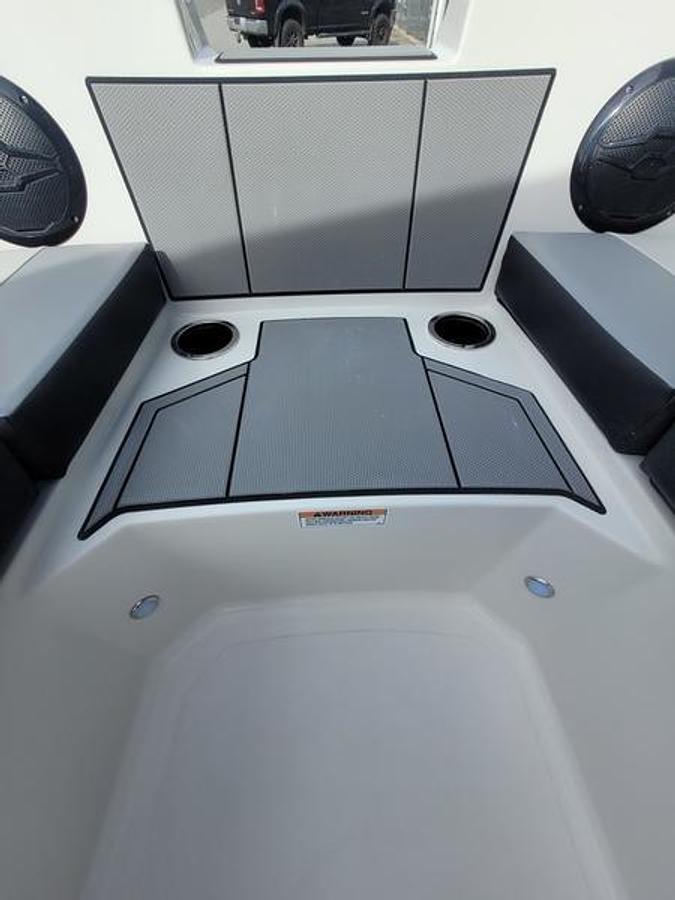 2025 Starcraft Marine SV OB 16 OB