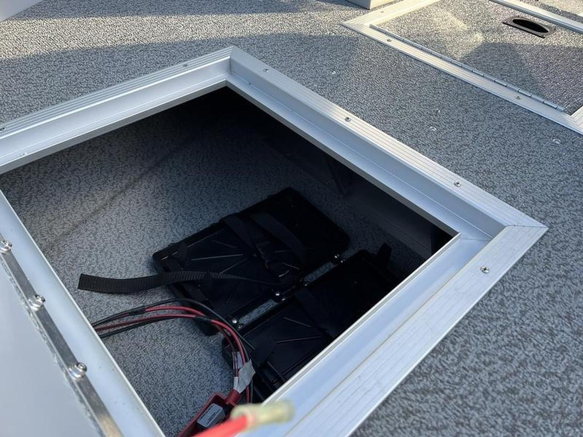 2026 Smoker Craft Osprey 162