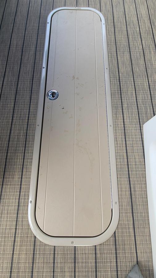 Used 2022 Avalon 27 Catalina Entertainer Funship