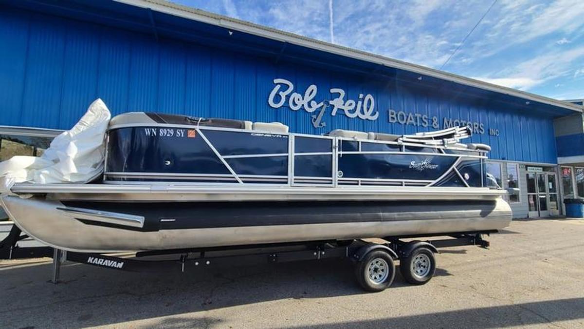 Used 2022 SunChaser Geneva 24 Cruise