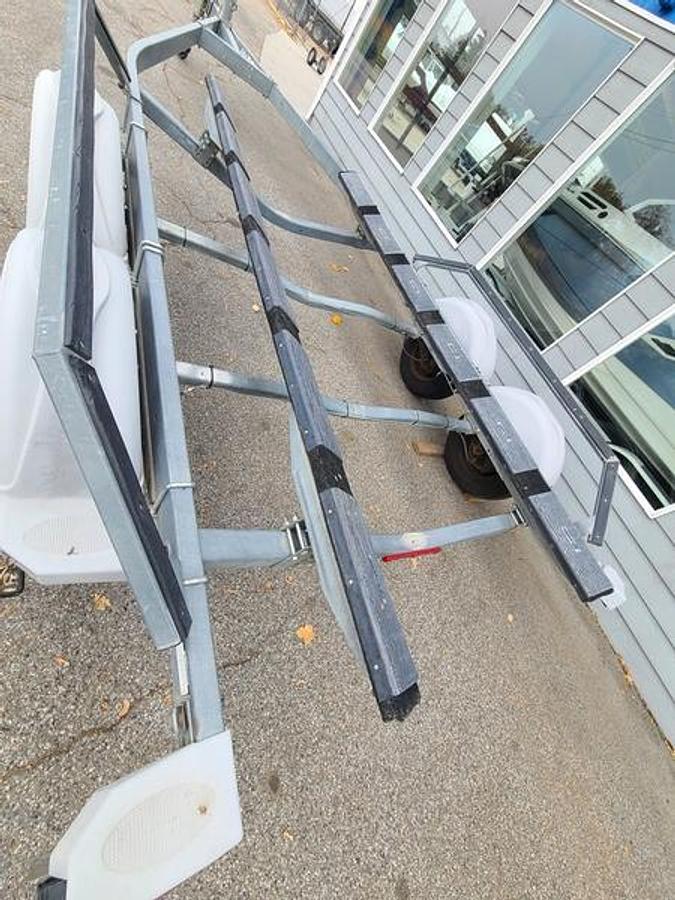 Used 1995 CALKINS 4700