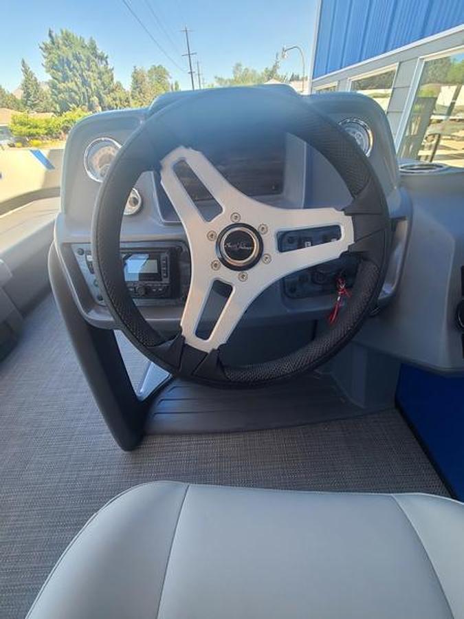 2025 SunChaser Lucerne 20 LR DH