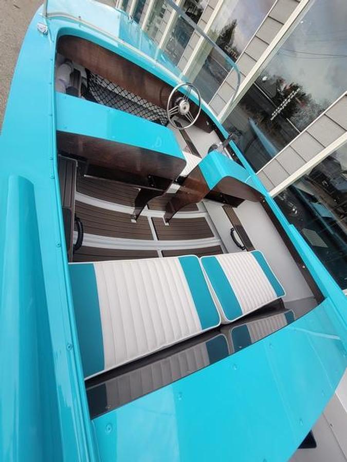 2025 Starcraft Marine 57 Ski Champ