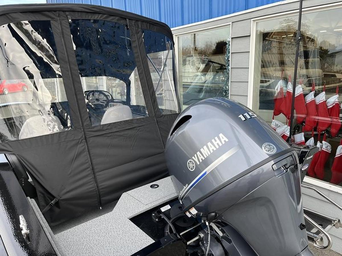 2026 Smoker Craft Osprey 172