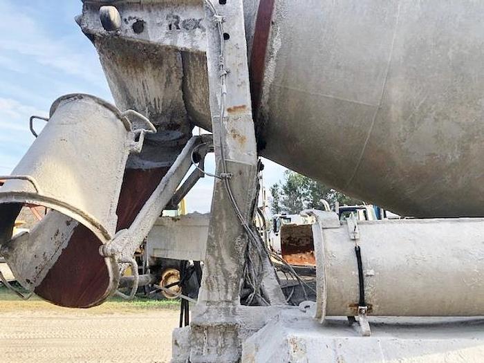 Used 1998 & 1999 Mack Rear Discharge Mixer Trucks