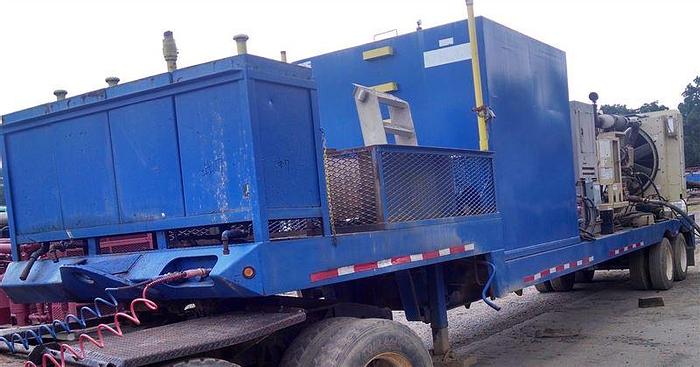 Used 2006 Ingersoll-Rand 1170 cfm / 350 psi Air Compressor & (1) Cummins 50KV GenSet