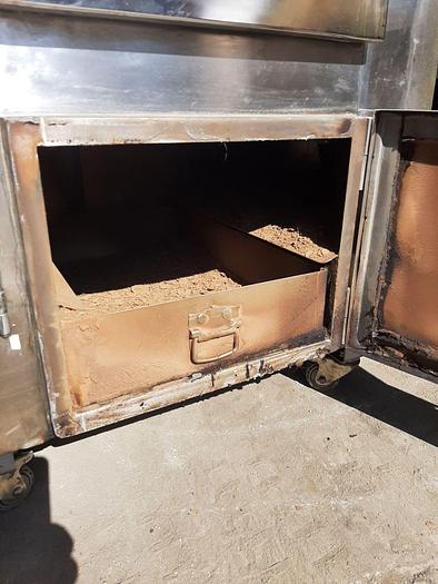 Used Dust Collector, Bin Vent, 165 SF, Shaker Style Filter Cleaning #S743808