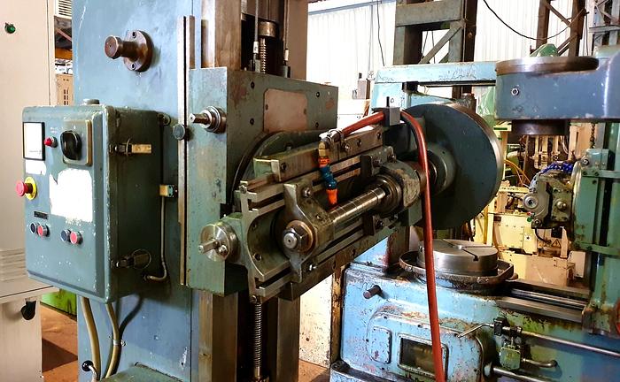 Used Buzzi Gear Hobbing Machine (650 mm)