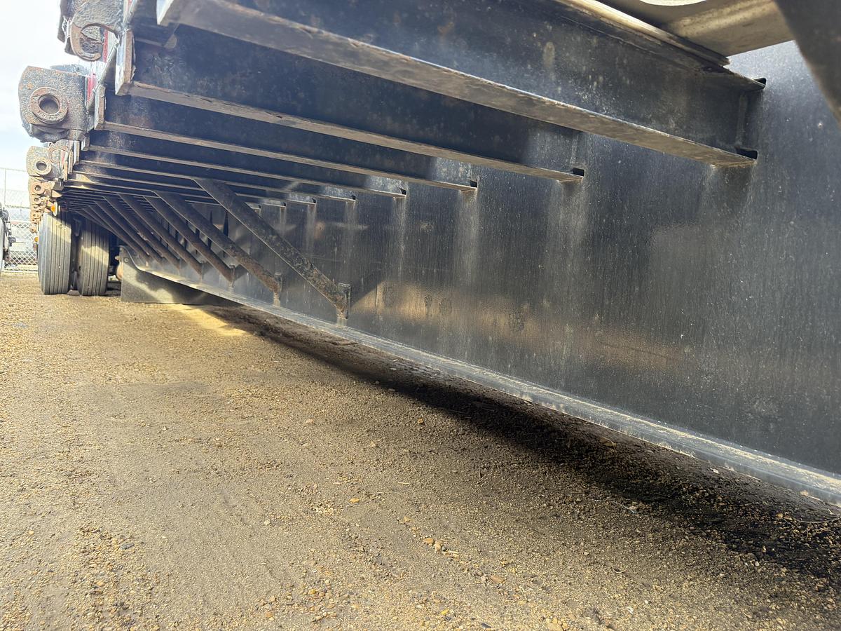 Used 2022 Lode King 53' Tridem Step Deck with Ramps