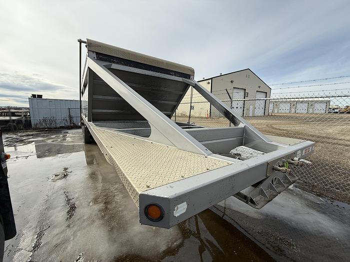 Used 2018 Load Line 38’ Tridem Clam Dump