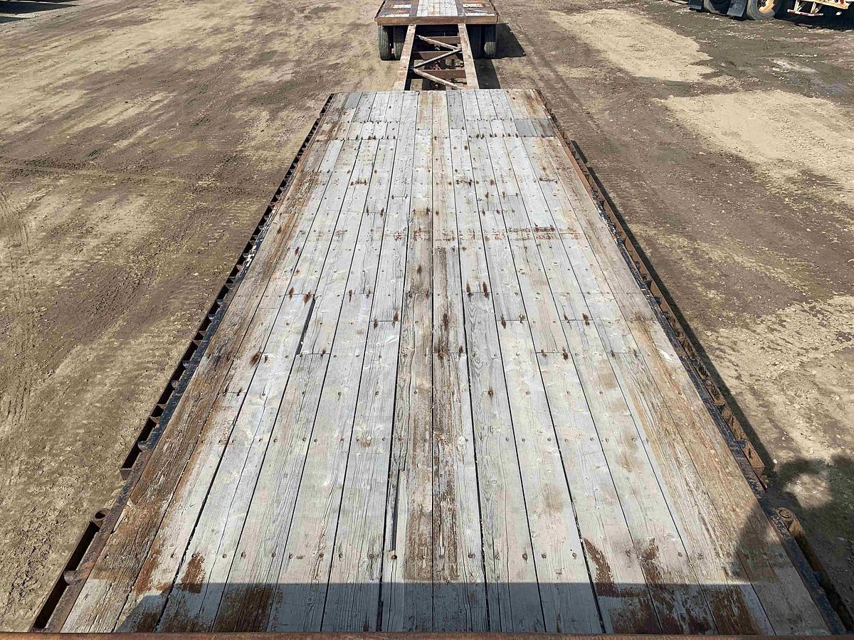 Used 2009 Thru-Way 53' Step Deck Extendable/Trombone