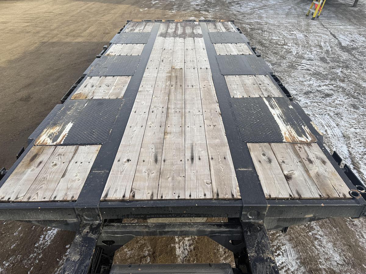 Used 2011 Manac 53' Tridem Extendable/Trombone Step Deck