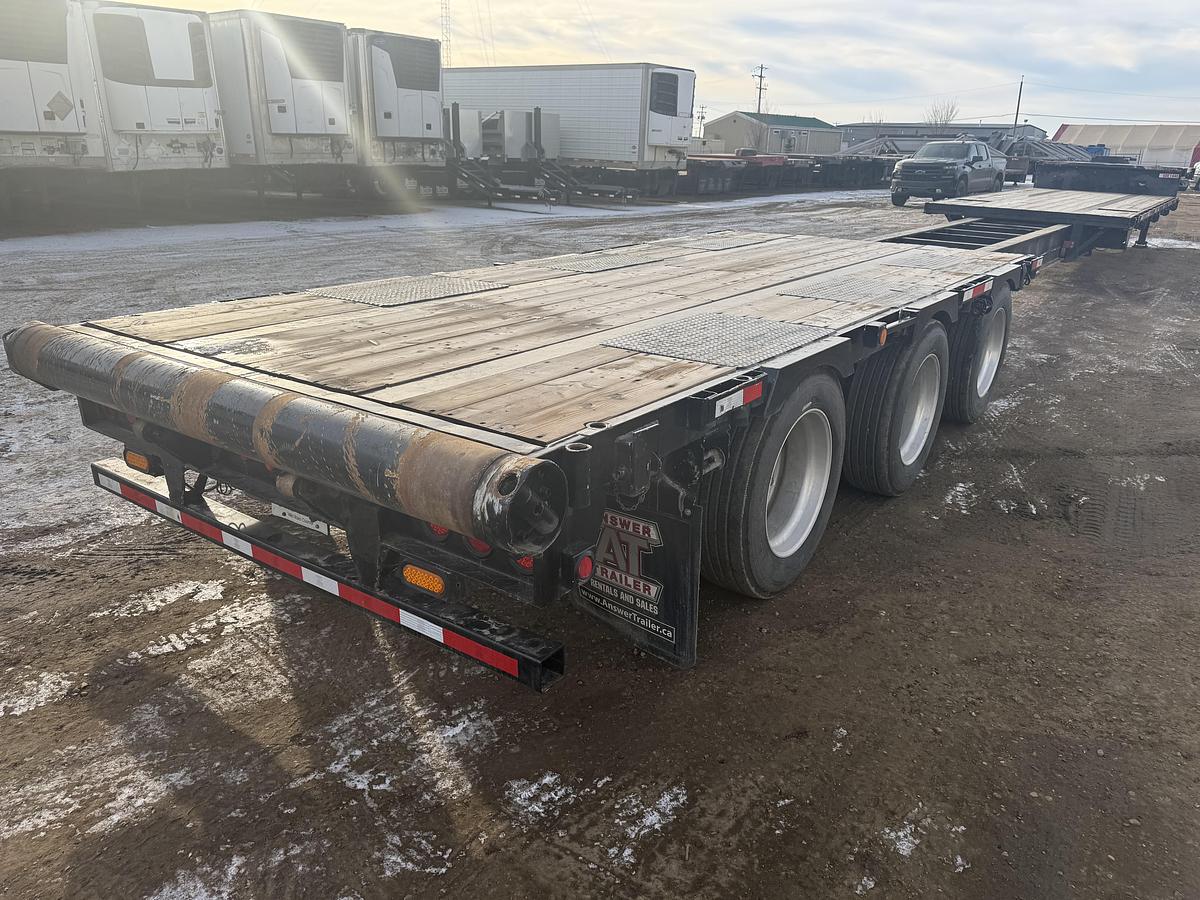 Used 2011 Manac 53' Tridem Extendable/Trombone Step Deck