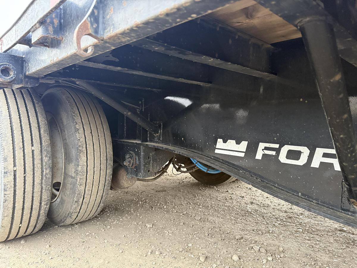 Used 2023 Lode King 53' Tridem Step Deck