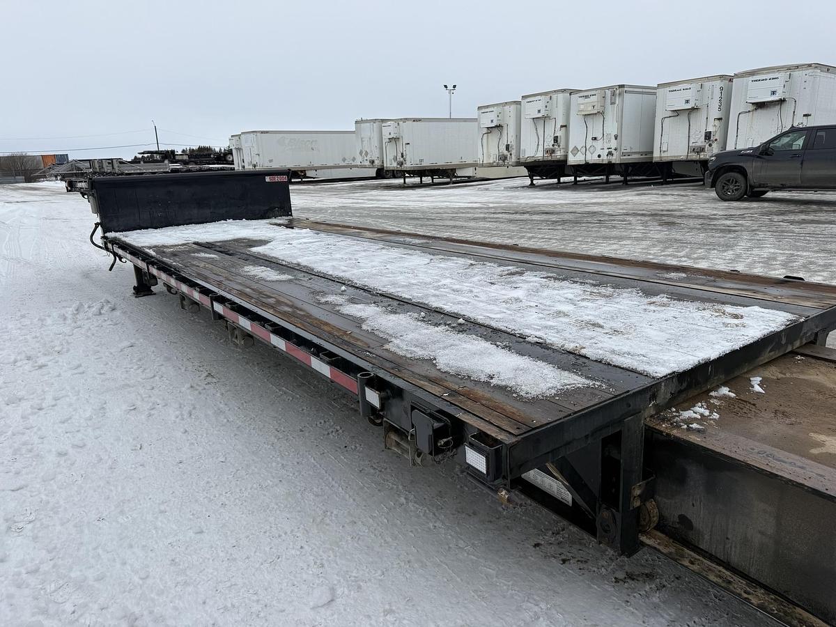 Used 2015 Manac 53' Tridem Extendable/Trombone Step Deck Low Pro