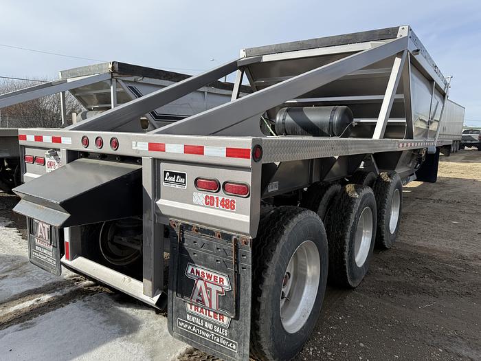 Used 2022 Load Line 40' Tridem Clam Dump