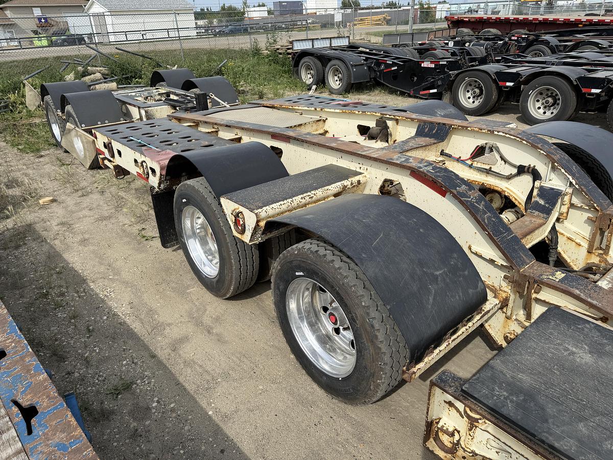 Used 2015 Aspen Hydraulic Low Bed / Low Boy Cali 9-Axle Combination
