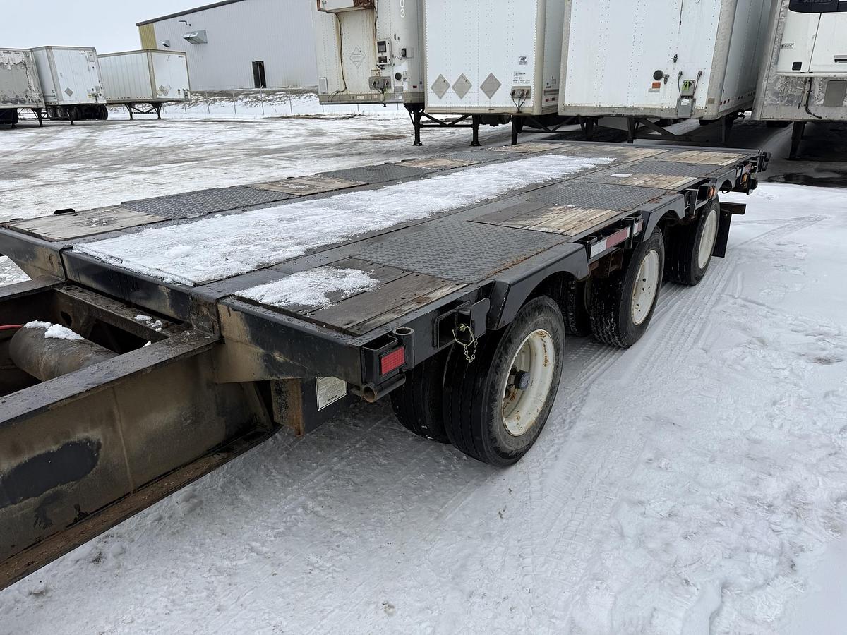 Used 2015 Manac 53' Tridem Extendable/Trombone Step Deck Low Pro