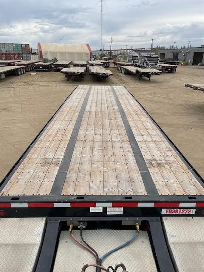 Used 2023 Lode King Super B Flat Deck Trailer - #FDSB1272/1273