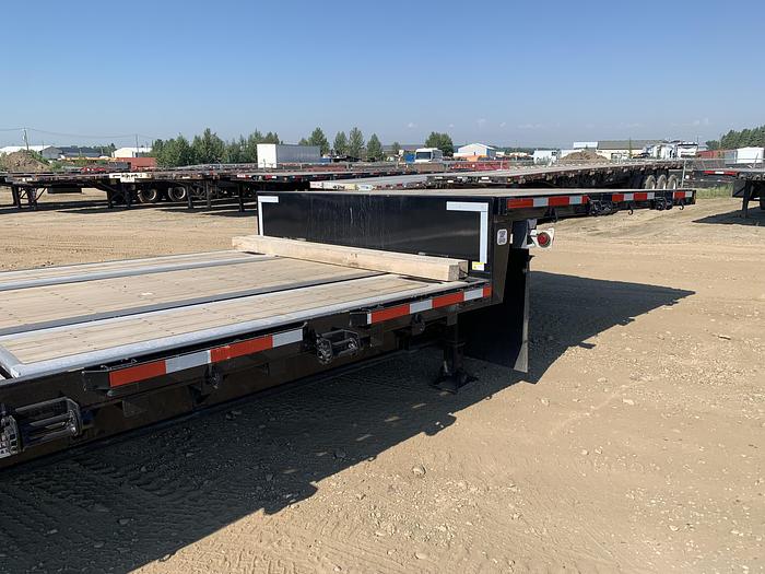 Used 2024 Lode King 53' Tridem Step Deck with Ramps