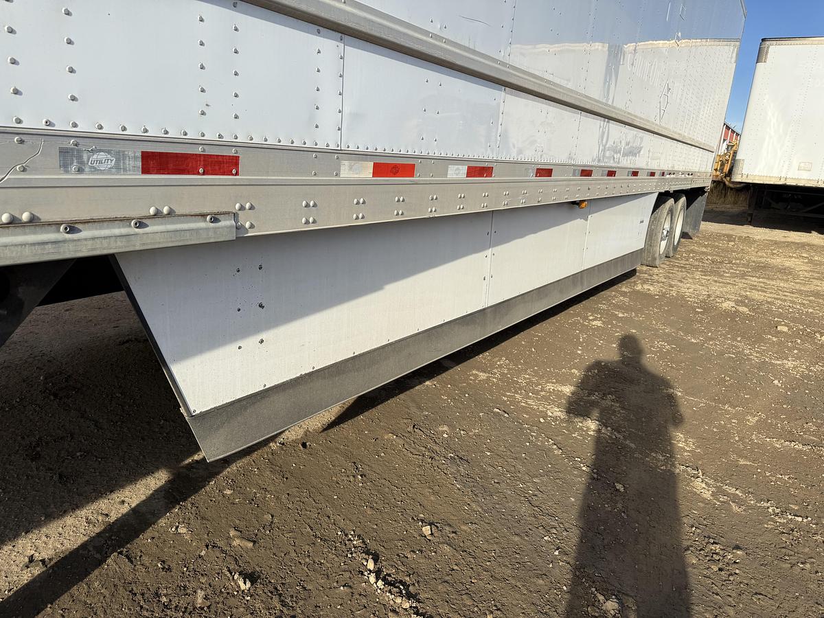 Used 2017 Utility 53' Tandem Dry Van