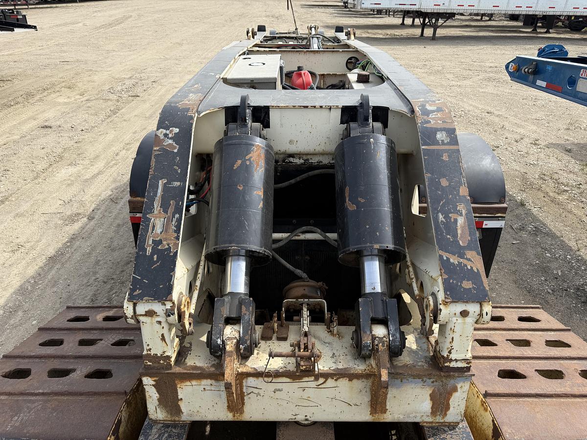 Used 2015 Aspen Hydraulic Low Bed / Low Boy Cali 9-Axle Combination