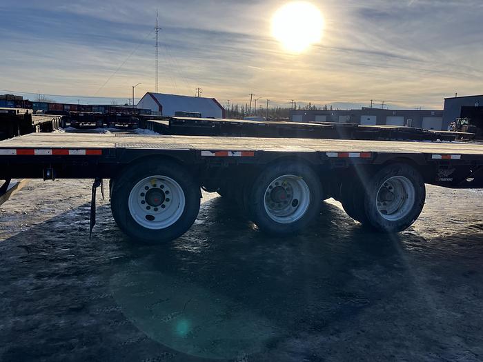 Used 2020 Manac 53' Tridem Step Deck