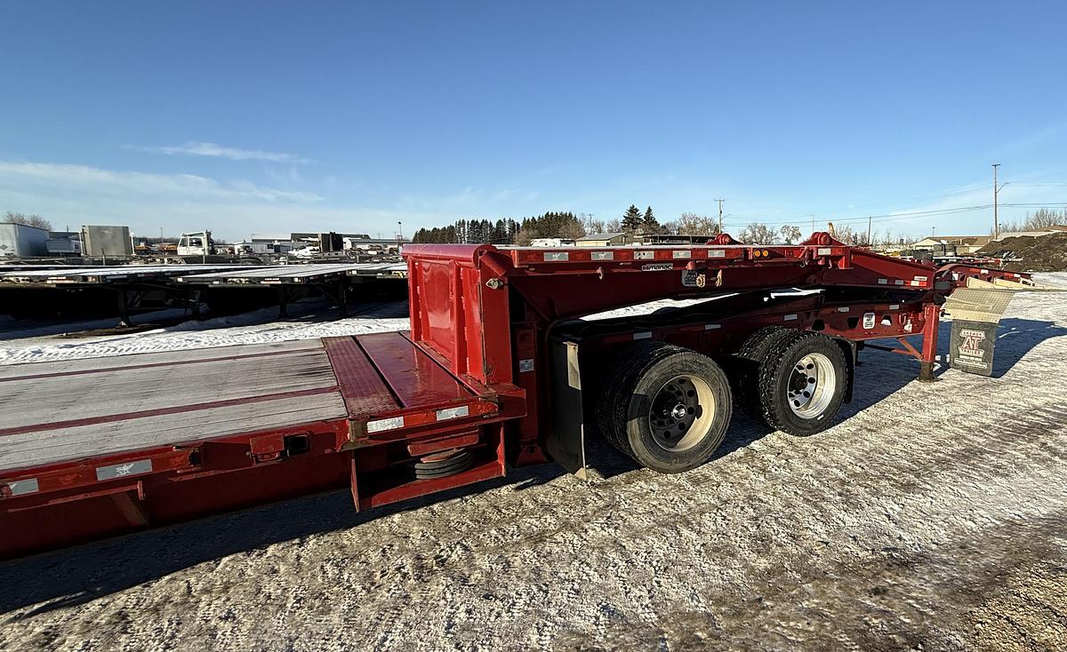 Used 2016 Manac 53' Step Deck Extendable/Trombone