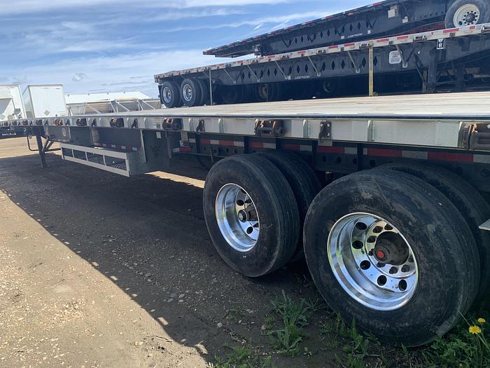 Used 2020 Wilson 53' Tandem Flat Deck