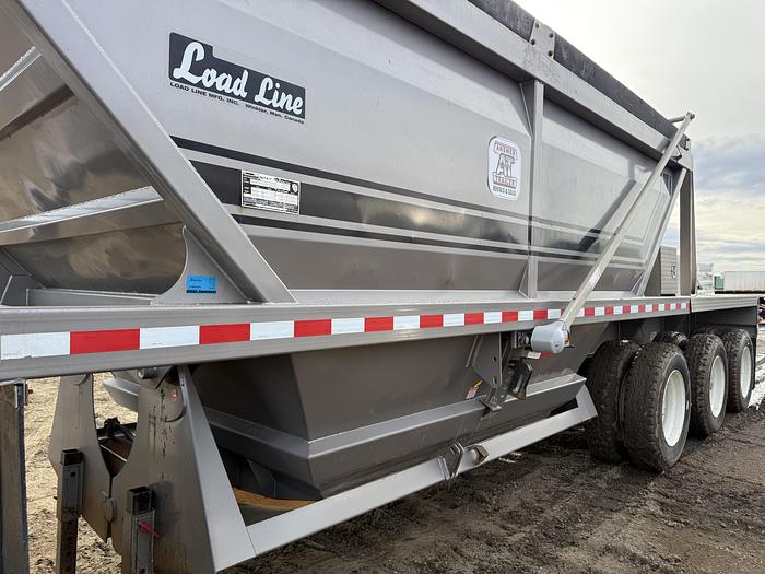 Used 2021 Load Line 40’ Tridem Clam Dump