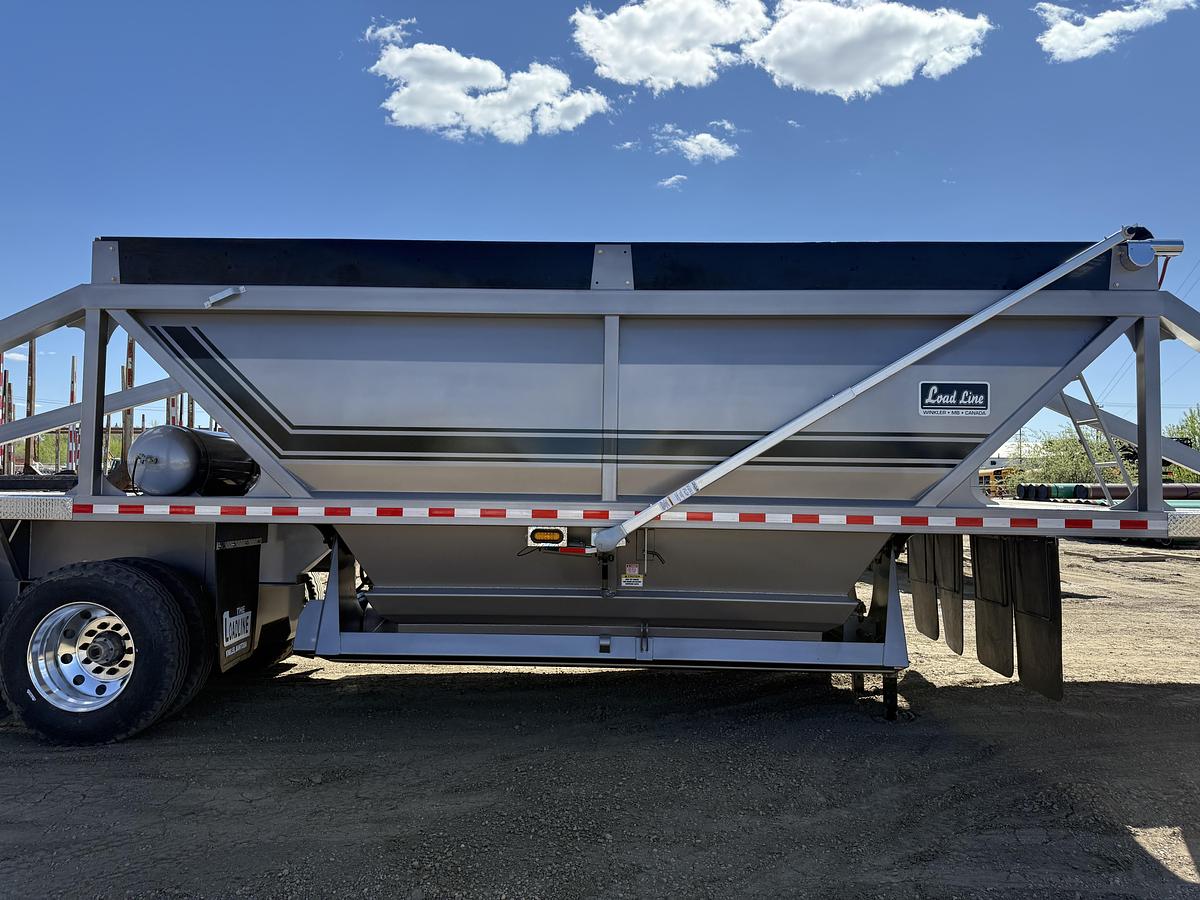 2025 Load Line 42' Tridem Clam Dump