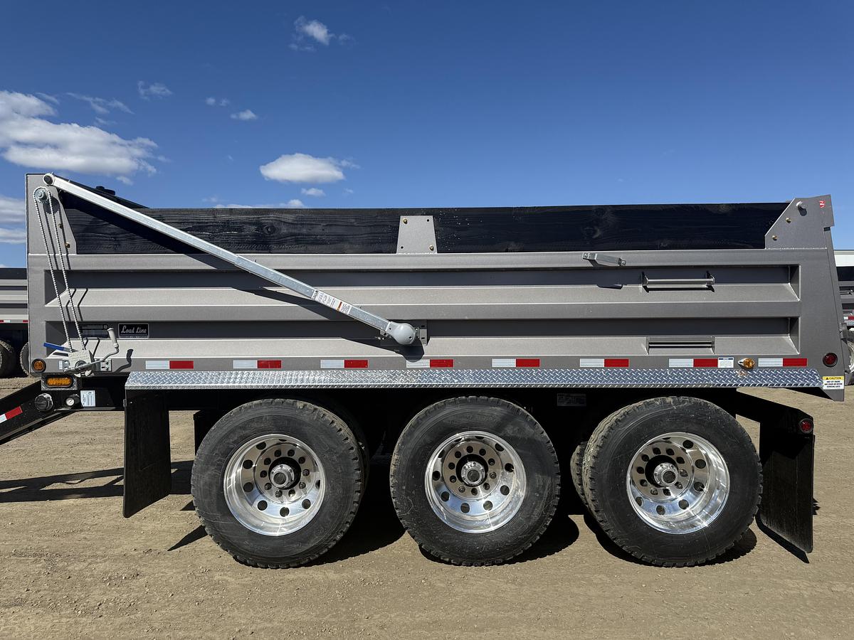 2025 Load Line NEW Tridem Gravel Pup