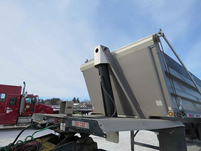 Used 2022 Load Line 35' Tridem End Dump