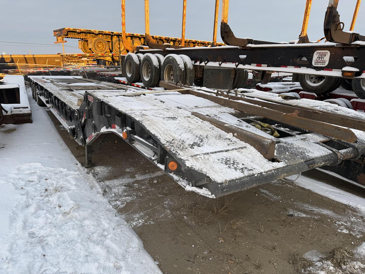 Used 2008 Doepker Tridem Scissor Neck with Rail