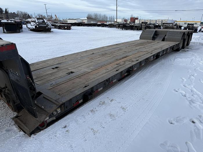 Used 2021 Brandt 12 Wheel Double Drop Low Bed