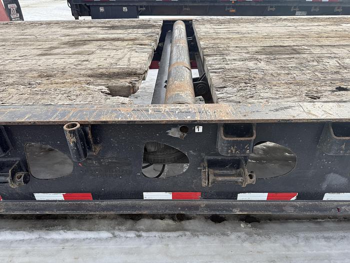 Used 2016 Doepker 12 Wheel Scissor Neck