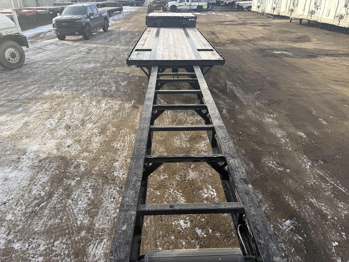 Used 2011 Manac 53' Tridem Extendable/Trombone Step Deck