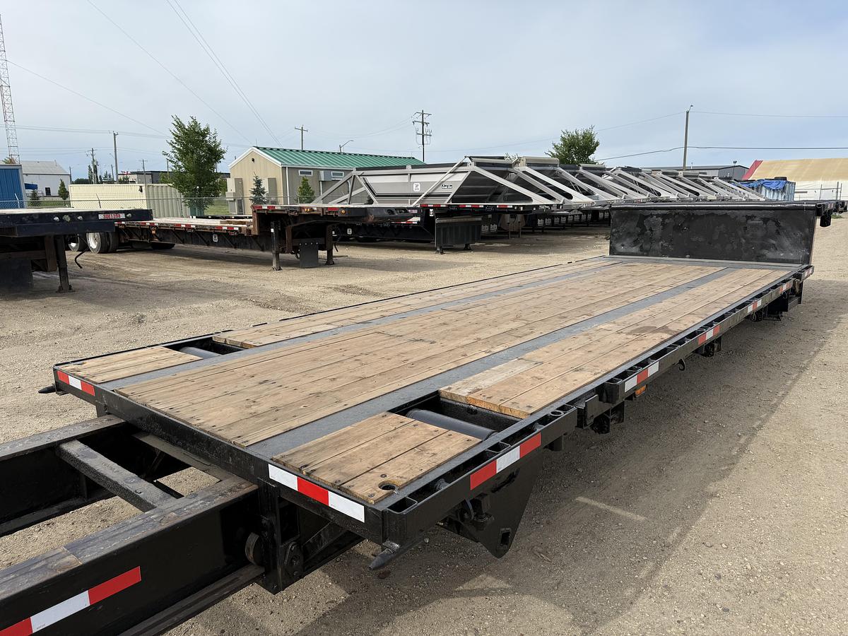 Used 2013 Manac 53' Tridem Extendable/Trombone Step Deck