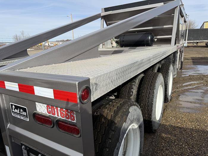 Used 2022 Load Line 42’ Triaxle Gravel Cross Clam Dump