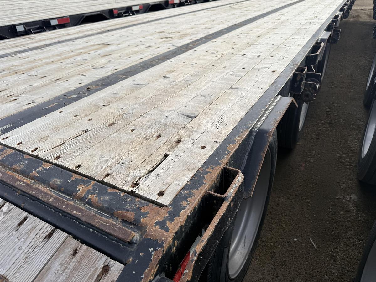 Used 2022 Lode King 53' Tridem Step Deck with Ramps