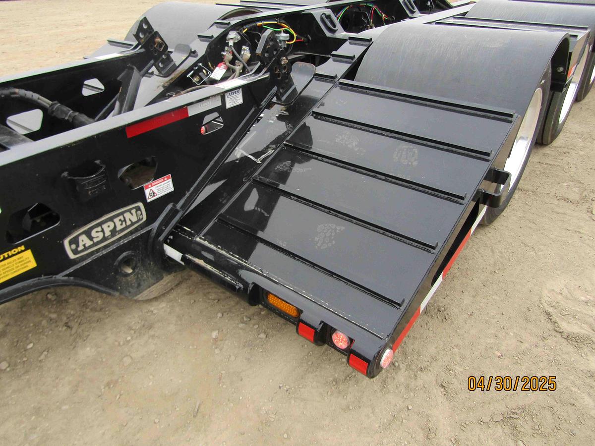 2026 Gerry's 12 Wheel Hydraulic Low Bed