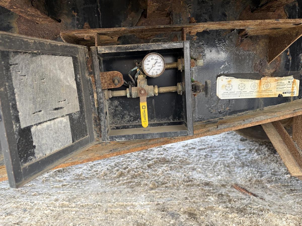 Used 2015 Manac 53' Tridem Step Deck