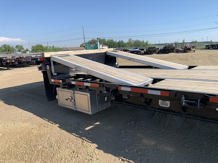 Used 2024 Lode King 53' Tridem Step Deck with Ramps