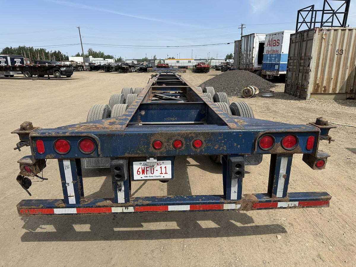 Used 2005 MAXAT 40' Tridem Extendable/Trombone Container Chassis