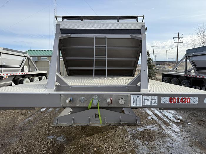 Used 2022 Load Line 42' Tridem Clam Dump