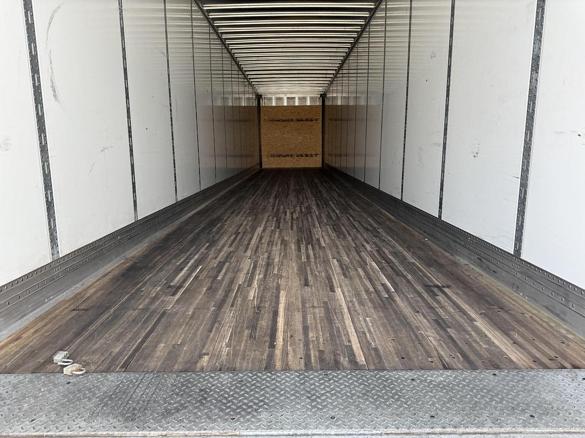 Used 2024 Stoughton 53' Tandem Dry Van