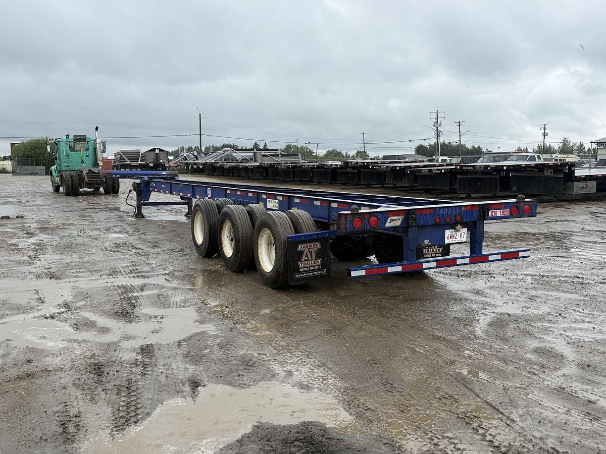 Used 2006 Hyundai 53' Tridem Container Chassis
