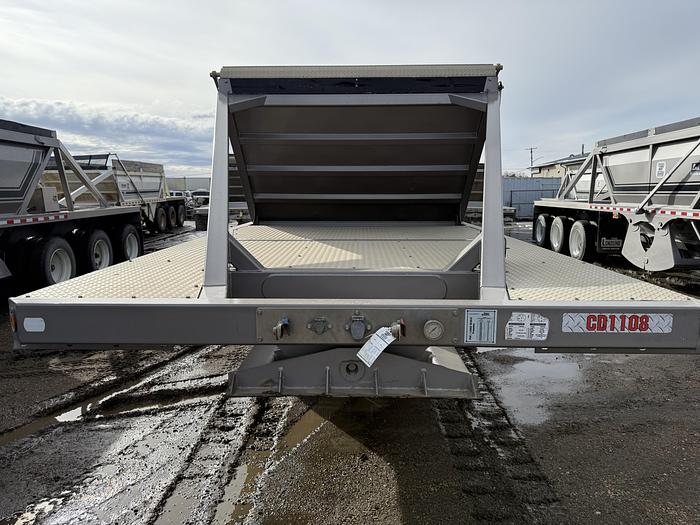 Used 2021 Load Line 40’ Tridem Clam Dump